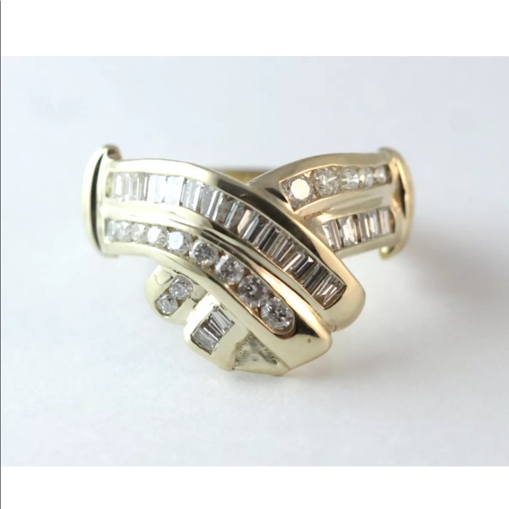 DIAMOND RING - ONE CARAT - GOLD - Picture 4 of 8